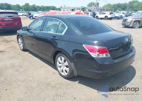 2010 Honda Accord 2.4 Lx z USA, uszkodzony, nr VIN 1HGCP2F34AA140300